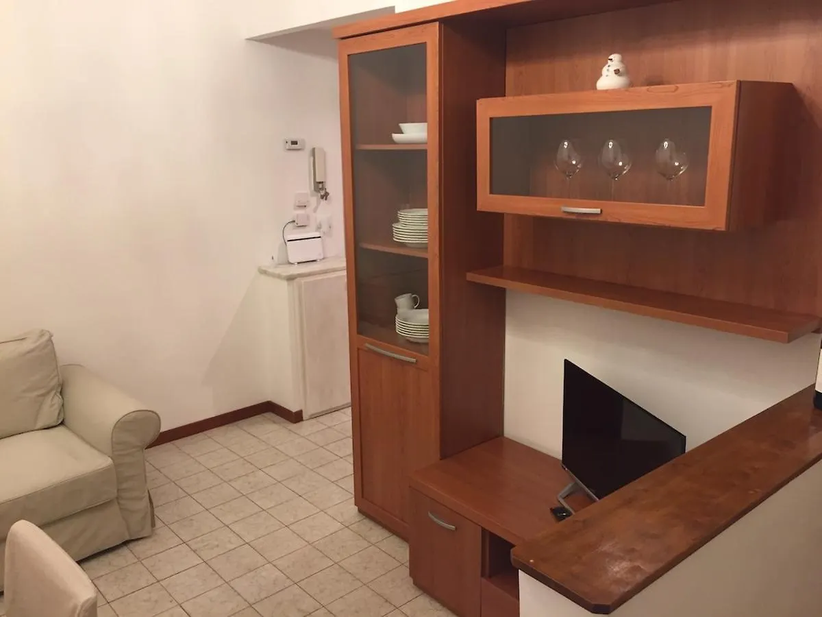 Apartment Natalia'S 2-Rooms Cozy Flat, Only 10 Min To Duomo Milan