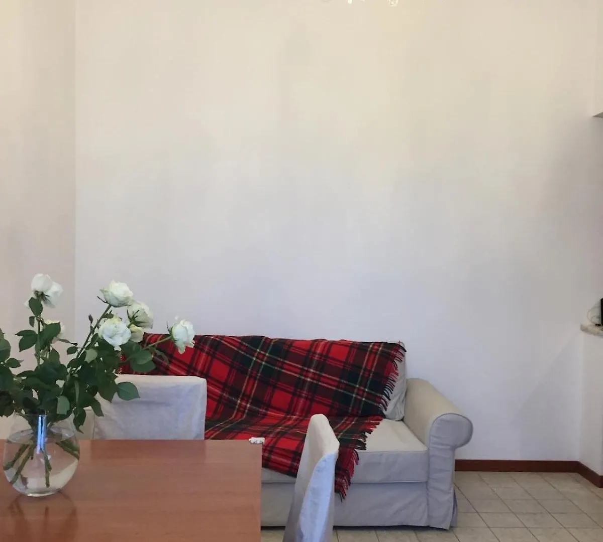 Natalia'S 2-Rooms Cozy Flat, Only 10 Min To Duomo Milan Apartment